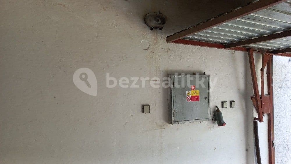 Pronájem garáže 20 m², Brno, Jihomoravský kraj Pronájem garáže 20 m², Brno, Jihomoravský kraj