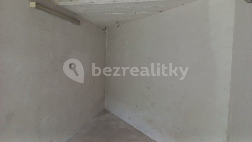 Pronájem garáže 20 m², Brno, Jihomoravský kraj Pronájem garáže 20 m², Brno, Jihomoravský kraj
