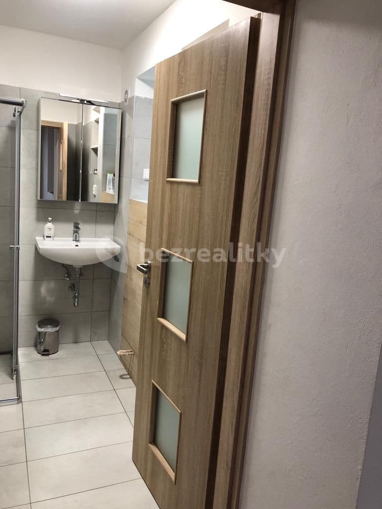 Pronájem bytu 2+kk 58 m², Za Mlýnem, Hostivice, Středočeský kraj Pronájem bytu 2+kk 58 m², Za Mlýnem, Hostivice, Středočeský kraj