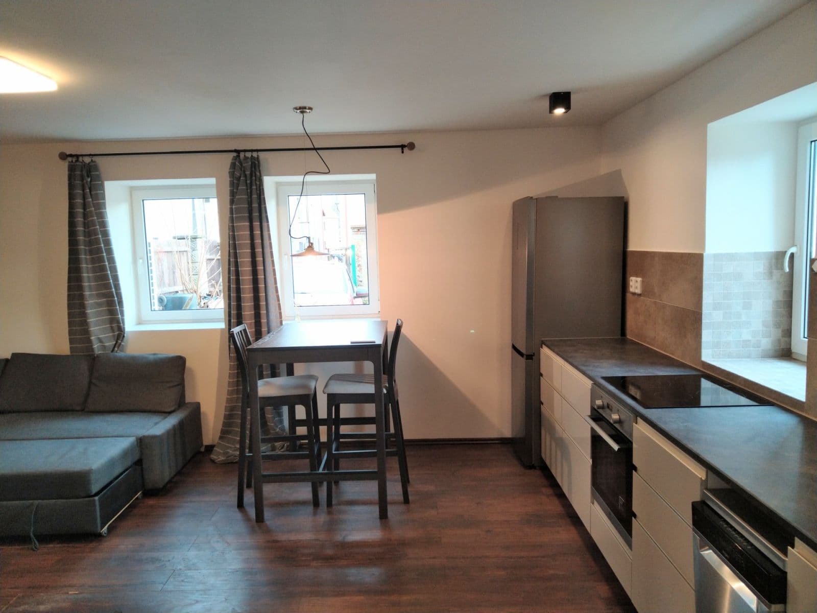 Pronájem bytu 2+kk 58 m², Za Mlýnem, Hostivice, Středočeský kraj Pronájem bytu 2+kk 58 m², Za Mlýnem, Hostivice, Středočeský kraj