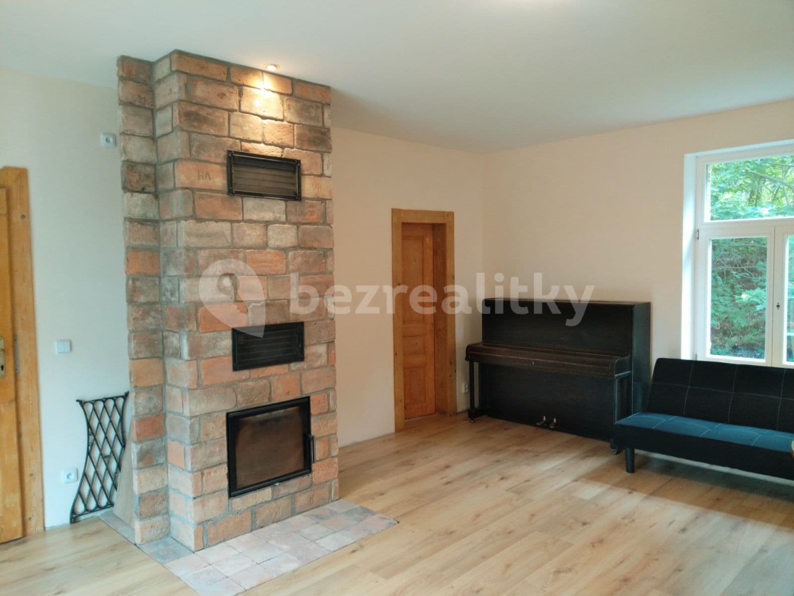 Pronájem bytu 2+kk 74 m², Za Mlýnem, Hostivice, Středočeský kraj Pronájem bytu 2+kk 74 m², Za Mlýnem, Hostivice, Středočeský kraj