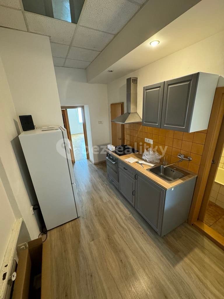 Pronájem bytu 3+1 80 m², Husova, Olomouc, Olomoucký kraj Pronájem bytu 3+1 80 m², Husova, Olomouc, Olomoucký kraj