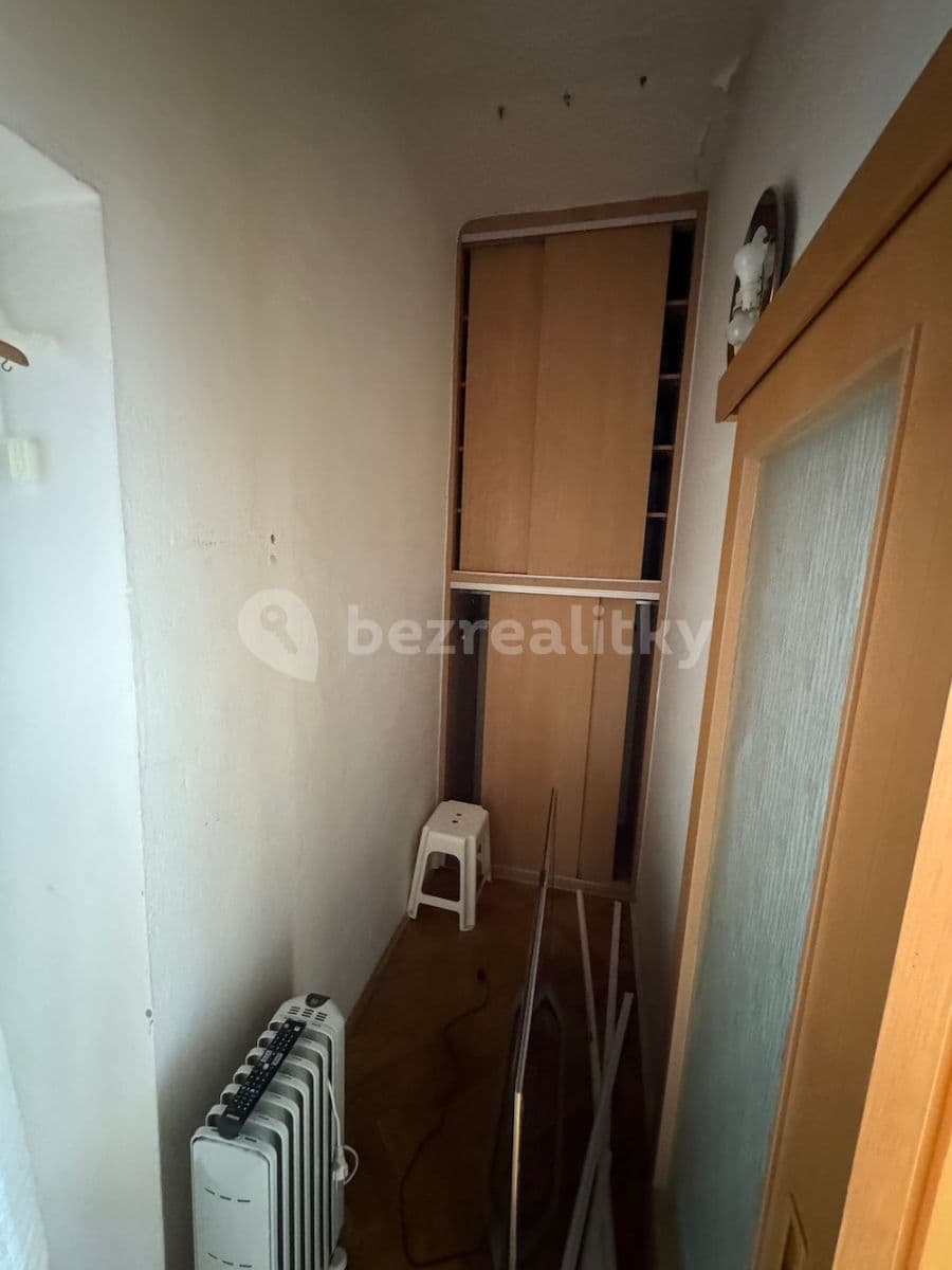 Pronájem bytu 3+1 80 m², Husova, Olomouc, Olomoucký kraj Pronájem bytu 3+1 80 m², Husova, Olomouc, Olomoucký kraj