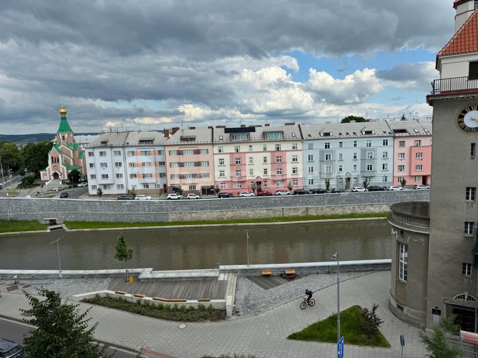 Pronájem bytu 3+1 80 m², Husova, Olomouc, Olomoucký kraj Pronájem bytu 3+1 80 m², Husova, Olomouc, Olomoucký kraj