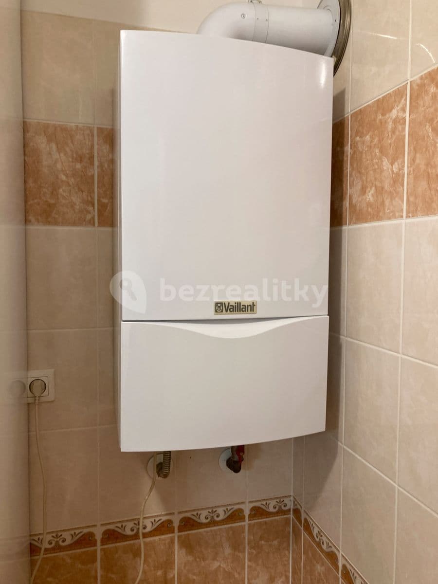 Pronájem bytu 2+kk 42 m², Pražská, Čáslav, Středočeský kraj Pronájem bytu 2+kk 42 m², Pražská, Čáslav, Středočeský kraj
