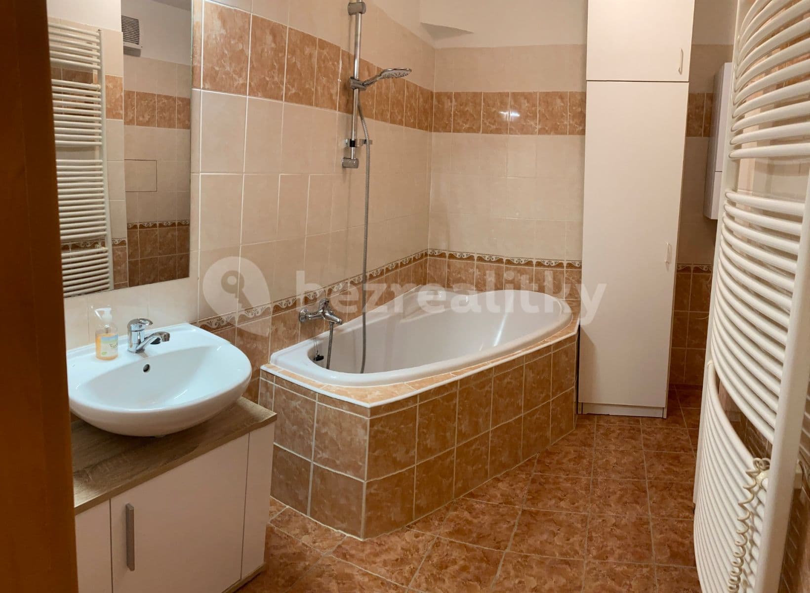 Pronájem bytu 2+kk 42 m², Pražská, Čáslav, Středočeský kraj Pronájem bytu 2+kk 42 m², Pražská, Čáslav, Středočeský kraj