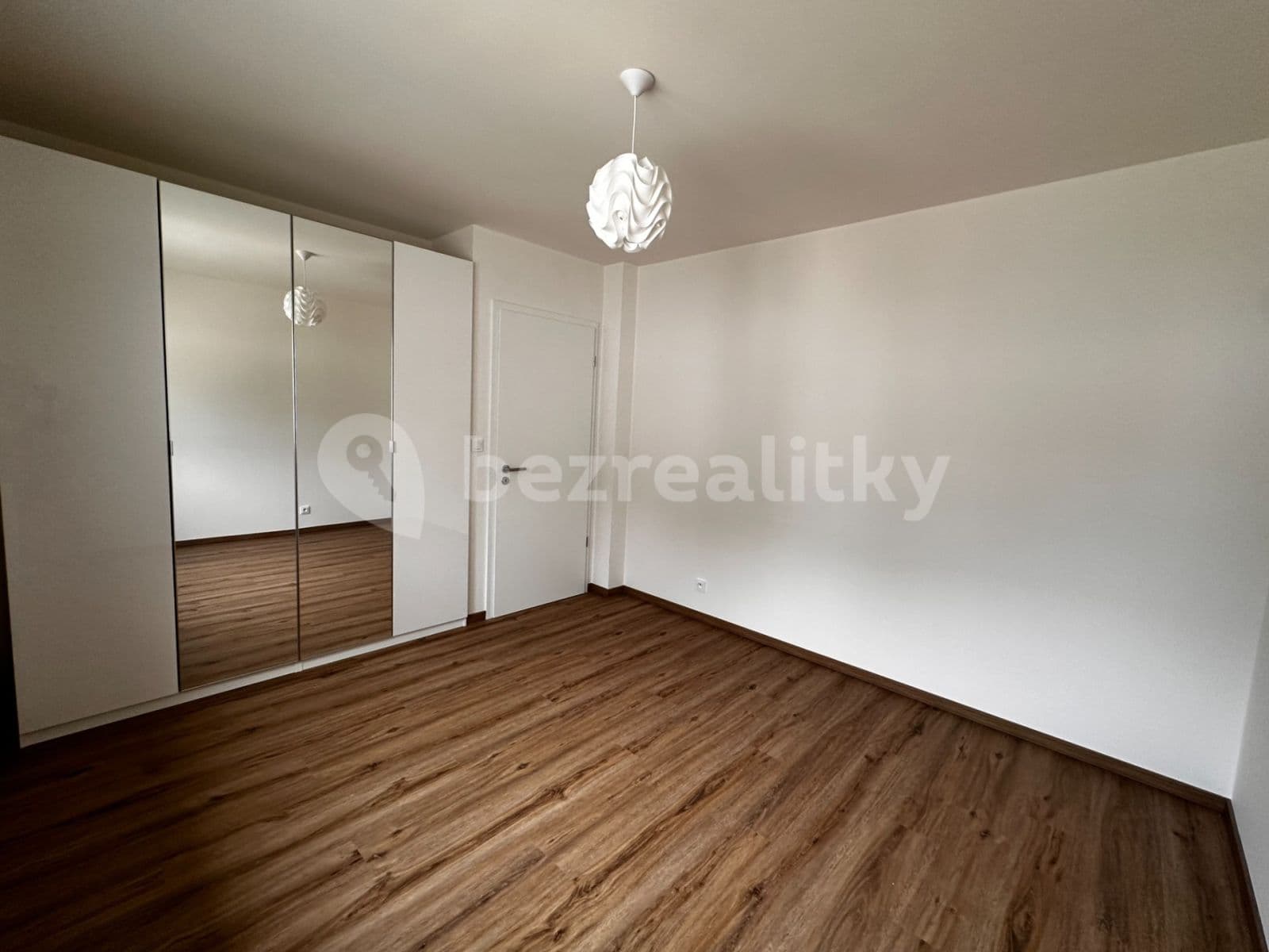 Pronájem domu 107 m², pozemek 189 m², Hůlkova, Praha, Praha Pronájem domu 107 m², pozemek 189 m², Hůlkova, Praha, Praha