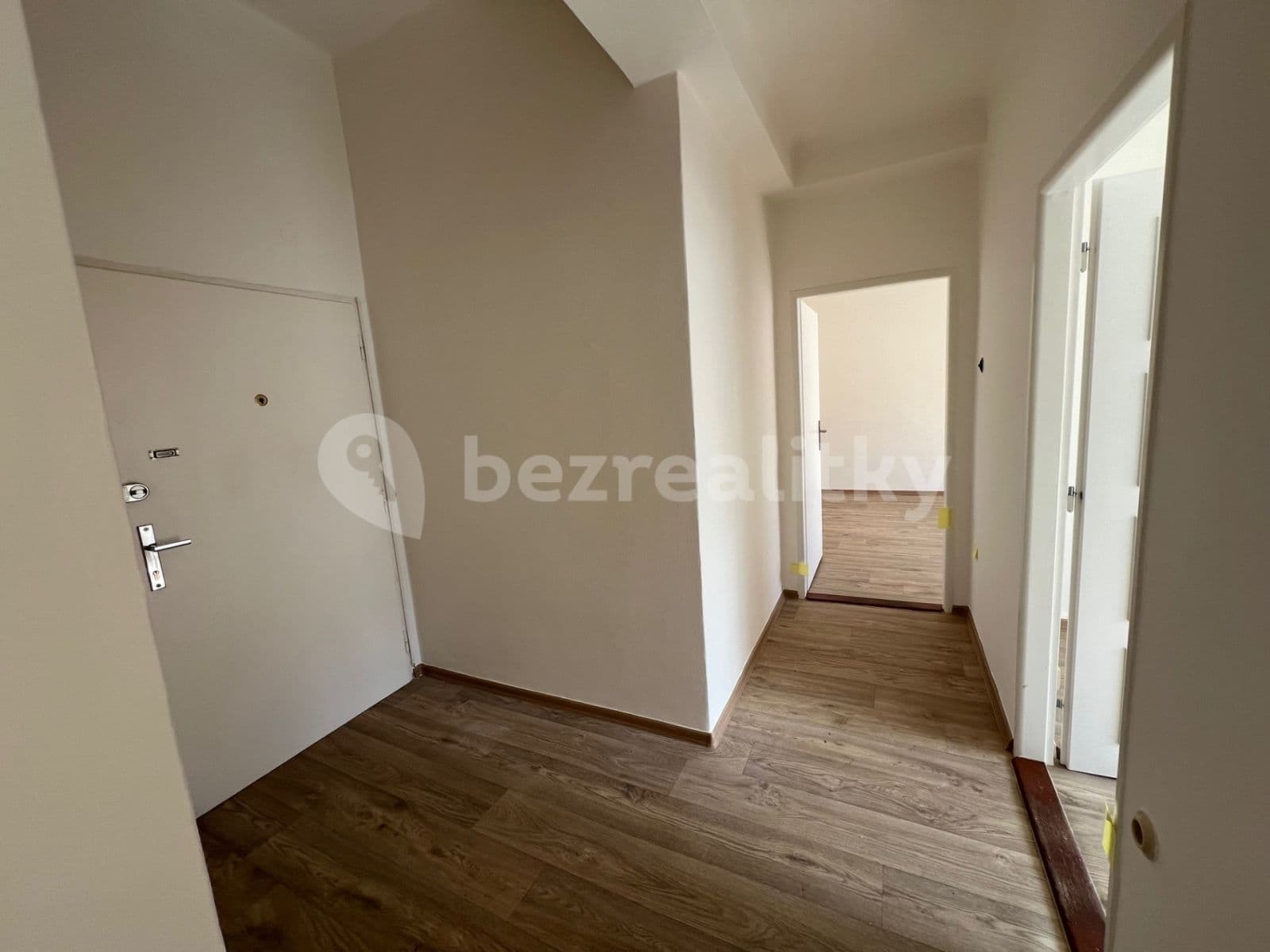 Pronájem bytu 2+1 55 m², Písecká, Praha, Praha Pronájem bytu 2+1 55 m², Písecká, Praha, Praha