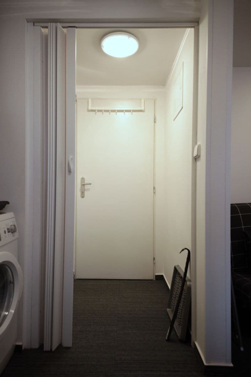 Pronájem bytu 24 m², Tyršova, Praha, Praha Pronájem bytu 24 m², Tyršova, Praha, Praha