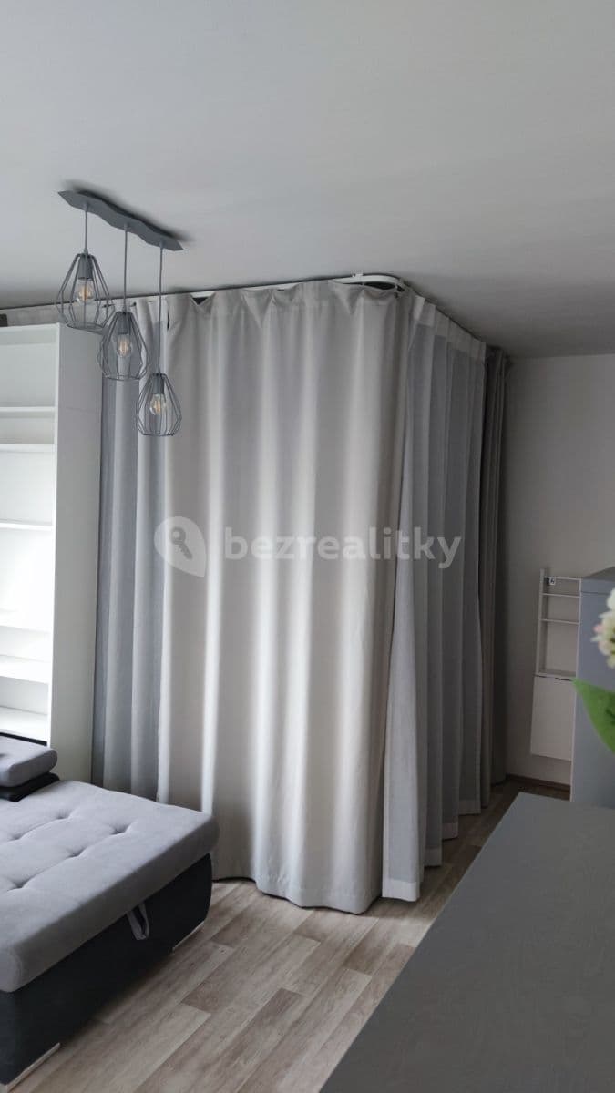 Pronájem bytu 1+1 33 m², Ronešova, Praha, Praha Pronájem bytu 1+1 33 m², Ronešova, Praha, Praha