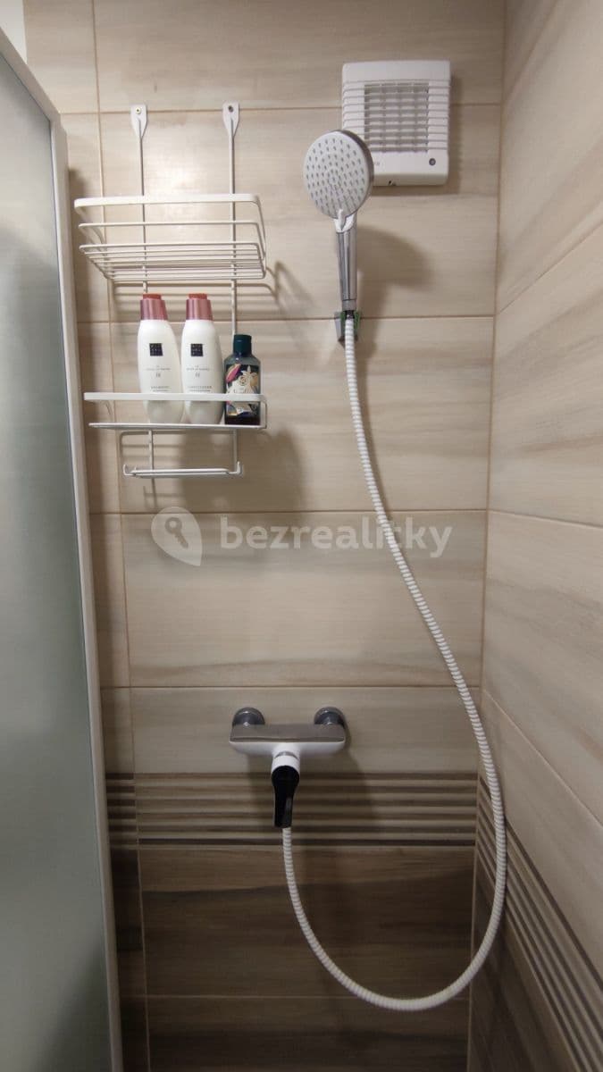 Pronájem bytu 1+1 33 m², Ronešova, Praha, Praha Pronájem bytu 1+1 33 m², Ronešova, Praha, Praha