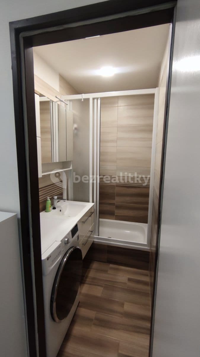 Pronájem bytu 1+1 33 m², Ronešova, Praha, Praha Pronájem bytu 1+1 33 m², Ronešova, Praha, Praha