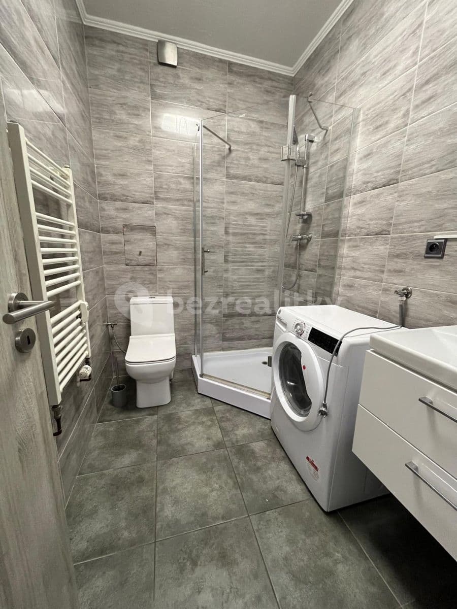 Pronájem bytu 2+kk 43 m², Lipnická, Praha, Praha Pronájem bytu 2+kk 43 m², Lipnická, Praha, Praha