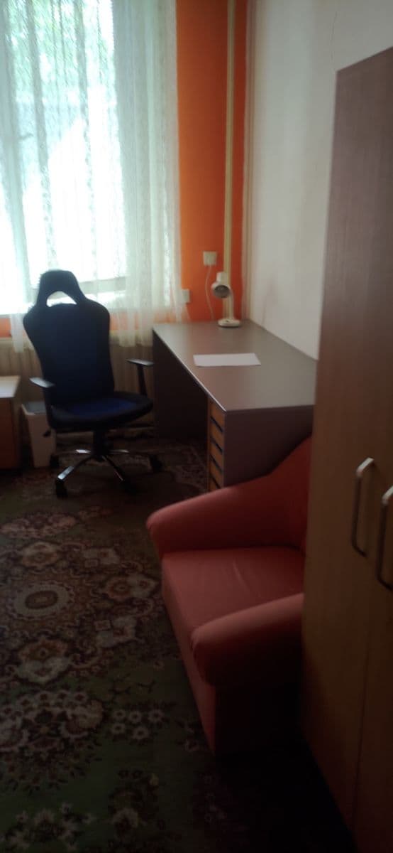 Pronájem bytu 1+kk 25 m², Husova, Pardubice, Pardubický kraj Pronájem bytu 1+kk 25 m², Husova, Pardubice, Pardubický kraj