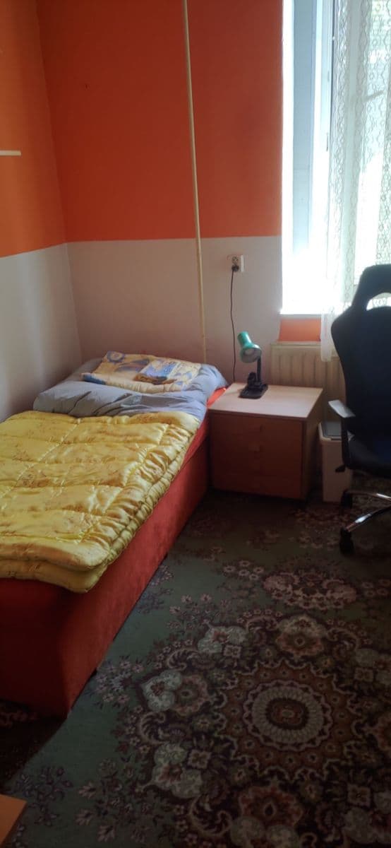Pronájem bytu 1+kk 25 m², Husova, Pardubice, Pardubický kraj Pronájem bytu 1+kk 25 m², Husova, Pardubice, Pardubický kraj