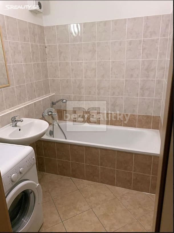 Pronájem bytu 1+kk 50 m², Klášterní Dvůr, Rajhrad, Jihomoravský kraj Pronájem bytu 1+kk 50 m², Klášterní Dvůr, Rajhrad, Jihomoravský kraj