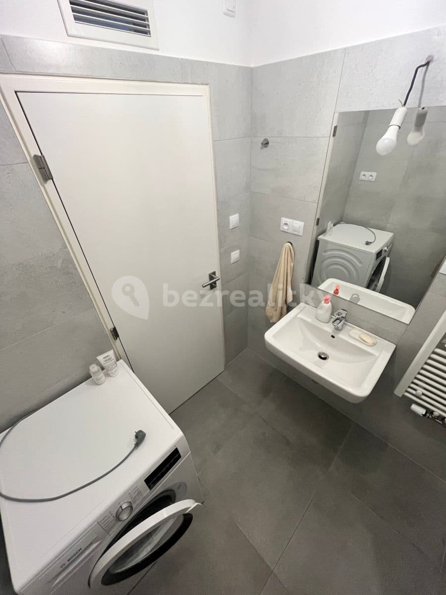 Pronájem bytu 1+kk 42 m², Reissigova, Brno, Jihomoravský kraj Pronájem bytu 1+kk 42 m², Reissigova, Brno, Jihomoravský kraj