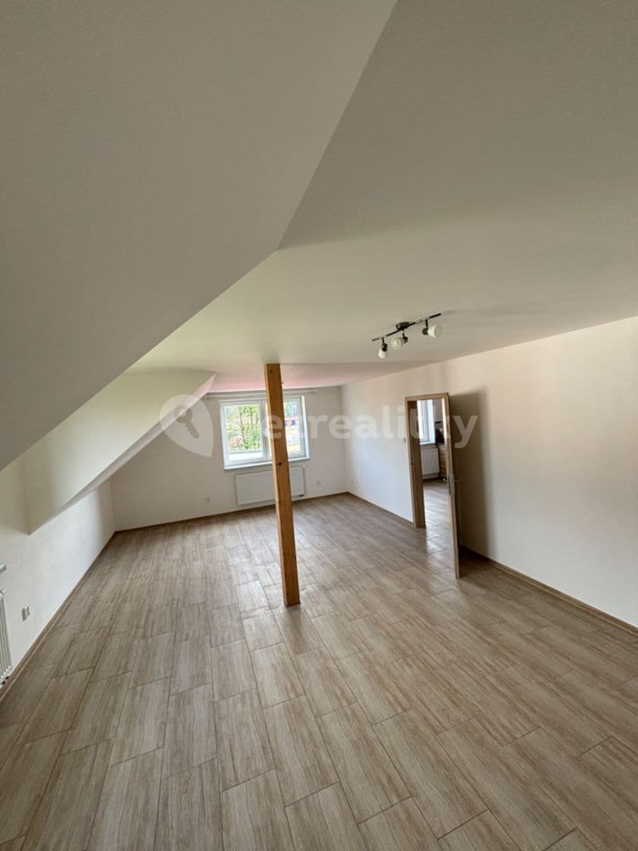Pronájem bytu 3+1 130 m², Kollárova, Kladno, Středočeský kraj Pronájem bytu 3+1 130 m², Kollárova, Kladno, Středočeský kraj
