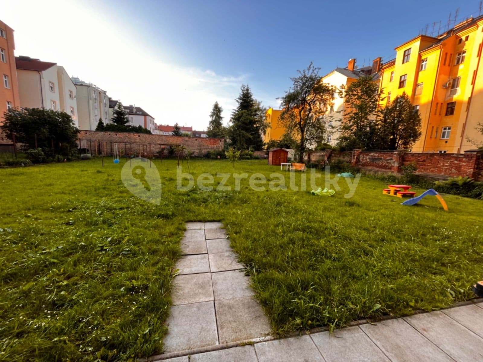 Pronájem bytu 3+kk 65 m², Alešova, Plzeň, Plzeňský kraj Pronájem bytu 3+kk 65 m², Alešova, Plzeň, Plzeňský kraj