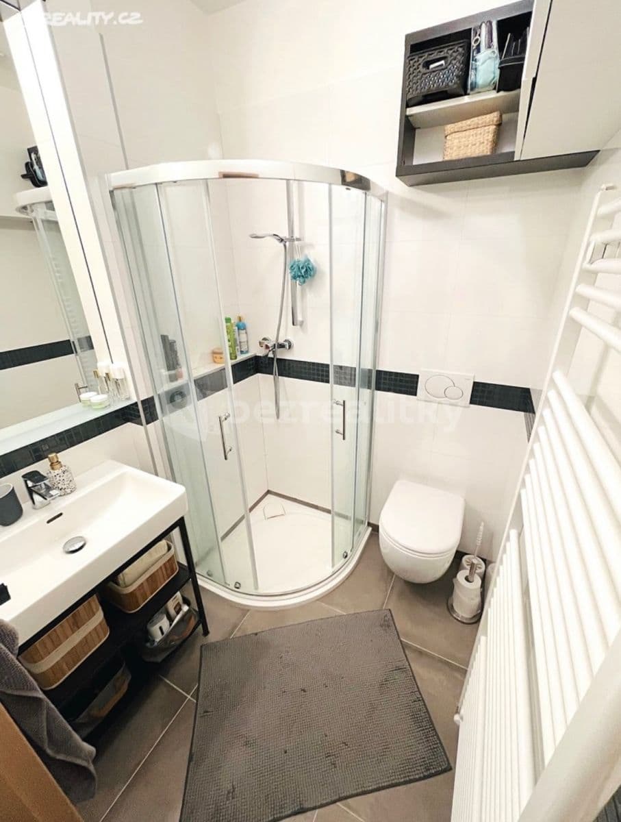 Pronájem bytu 2+kk 42 m², Kodaňská, Praha, Praha Pronájem bytu 2+kk 42 m², Kodaňská, Praha, Praha