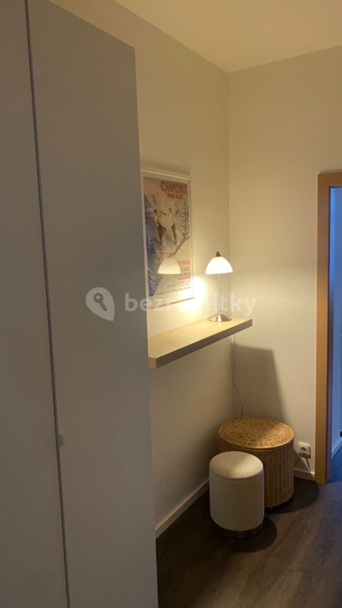 Pronájem bytu 2+kk 42 m², Kodaňská, Praha, Praha Pronájem bytu 2+kk 42 m², Kodaňská, Praha, Praha