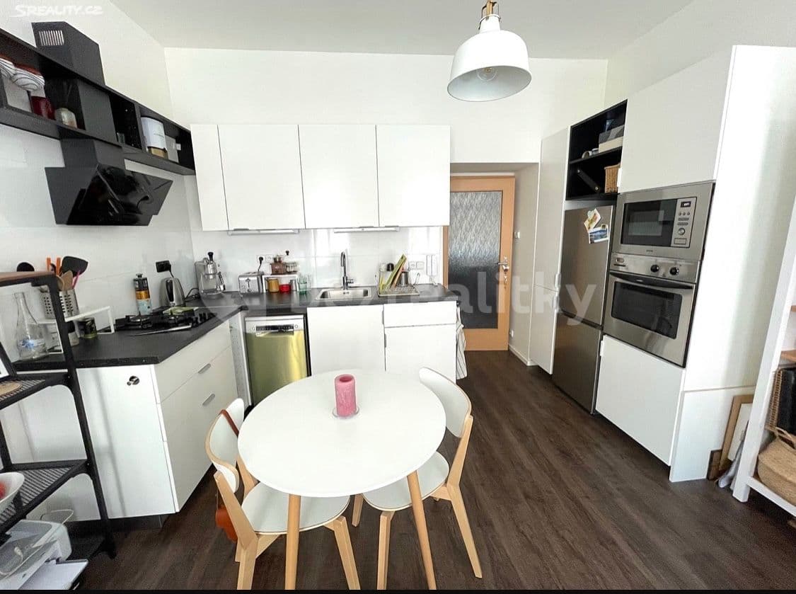 Pronájem bytu 2+kk 42 m², Kodaňská, Praha, Praha Pronájem bytu 2+kk 42 m², Kodaňská, Praha, Praha