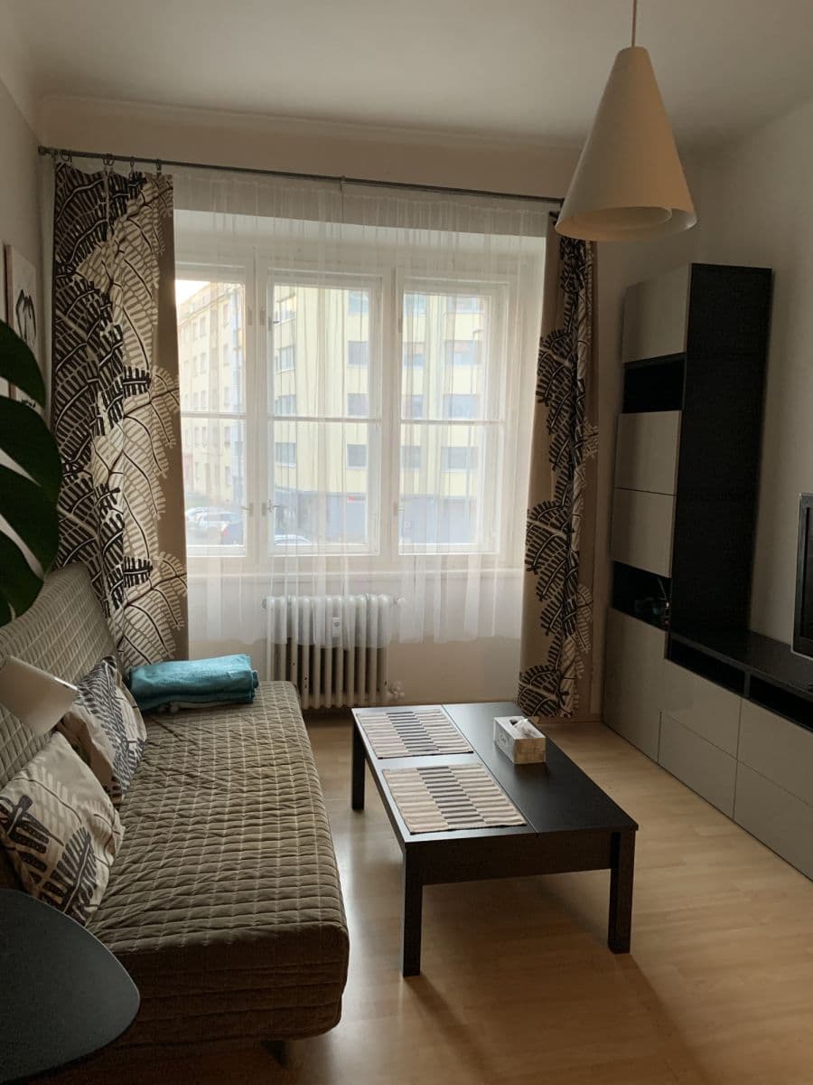 Pronájem bytu 52 m², U Křížku, Praha, Praha Pronájem bytu 52 m², U Křížku, Praha, Praha