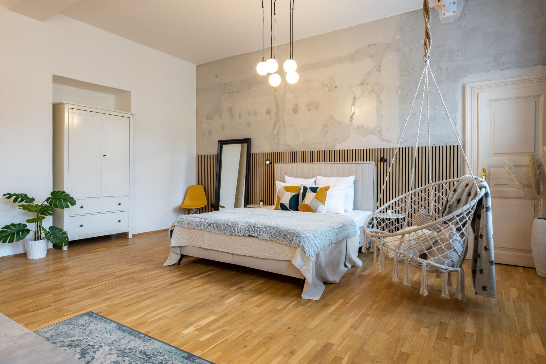 Pronájem bytu 160 m², Ruská, Praha, Praha Pronájem bytu 160 m², Ruská, Praha, Praha