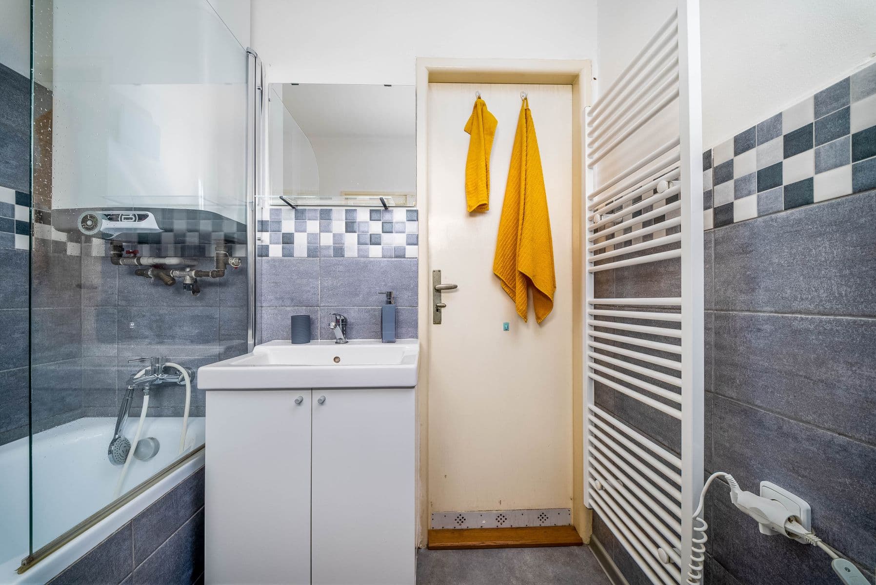 Pronájem bytu 100 m², Jiřinková, Praha, Praha Pronájem bytu 100 m², Jiřinková, Praha, Praha