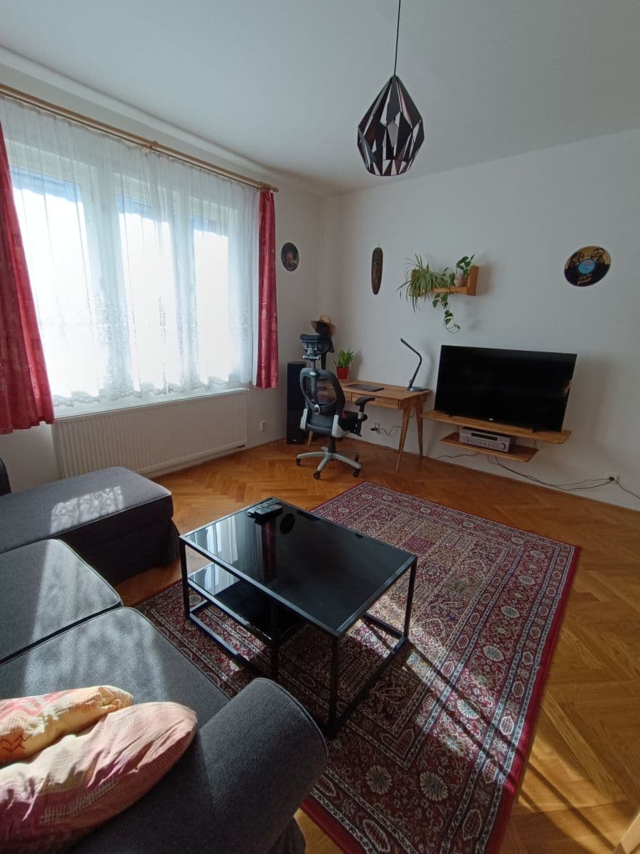Pronájem bytu 55 m², Ostrovského, Praha, Praha Pronájem bytu 55 m², Ostrovského, Praha, Praha