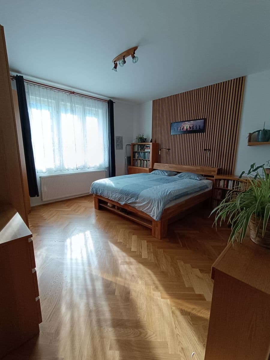 Pronájem bytu 55 m², Ostrovského, Praha, Praha Pronájem bytu 55 m², Ostrovského, Praha, Praha