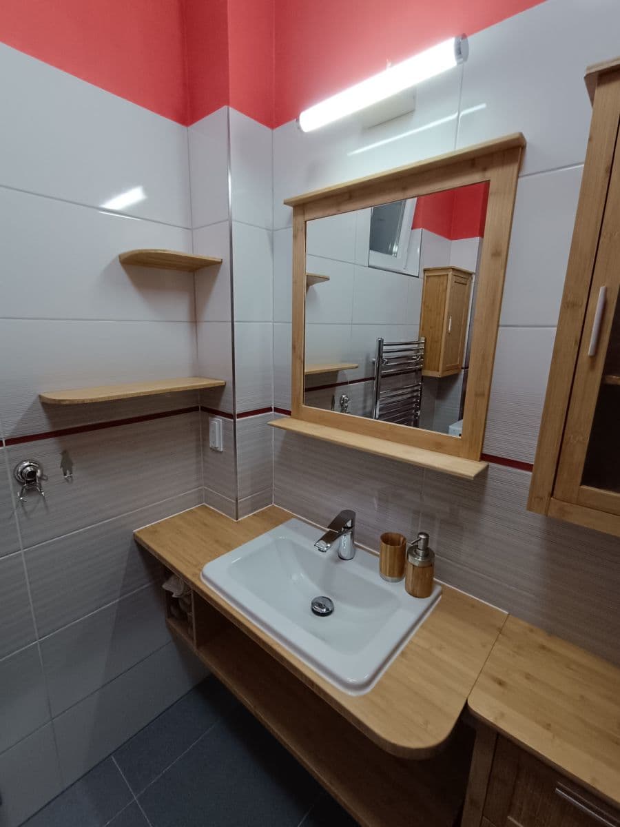 Pronájem bytu 55 m², Ostrovského, Praha, Praha Pronájem bytu 55 m², Ostrovského, Praha, Praha