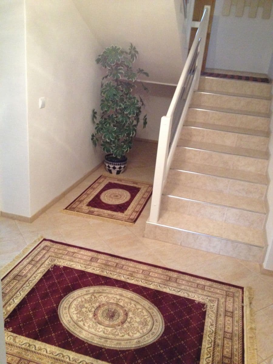 Pronájem bytu 800 m², Komjatná, Komjatná, Žilinský kraj Pronájem bytu 800 m², Komjatná, Komjatná, Žilinský kraj