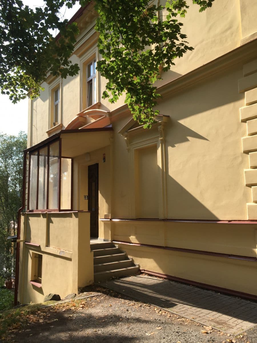 Pronájem bytu 20 m², Lesní, Mariánské Lázně, Karlovarský kraj Pronájem bytu 20 m², Lesní, Mariánské Lázně, Karlovarský kraj