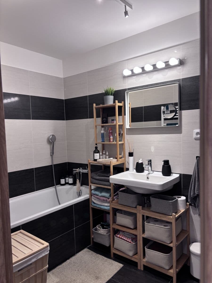 Pronájem bytu 42 m², Moskevská, Praha, Praha Pronájem bytu 42 m², Moskevská, Praha, Praha