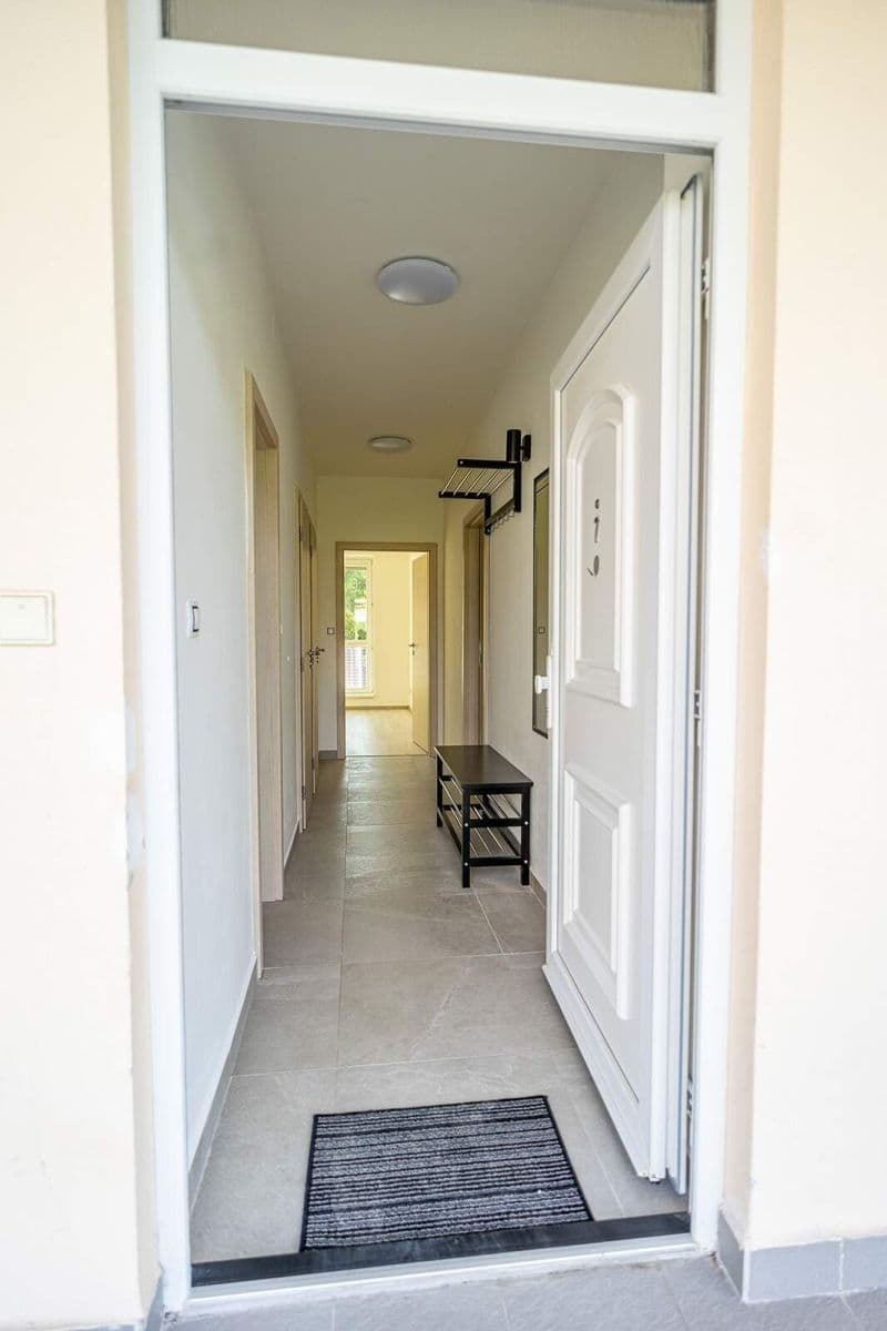Pronájem bytu 2+kk 60 m², Metelkova, Kuřim, Jihomoravský kraj Pronájem bytu 2+kk 60 m², Metelkova, Kuřim, Jihomoravský kraj