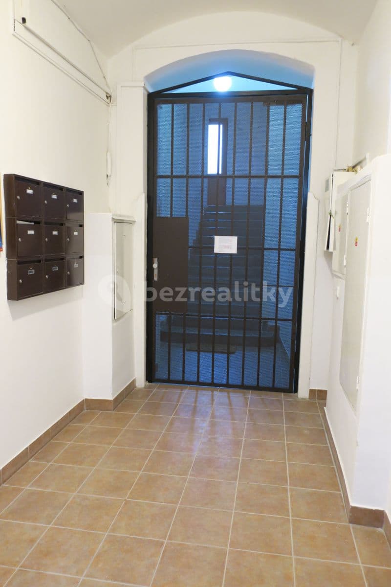 Pronájem bytu 1+1 35 m², Milady Horákové, Praha, Praha Pronájem bytu 1+1 35 m², Milady Horákové, Praha, Praha