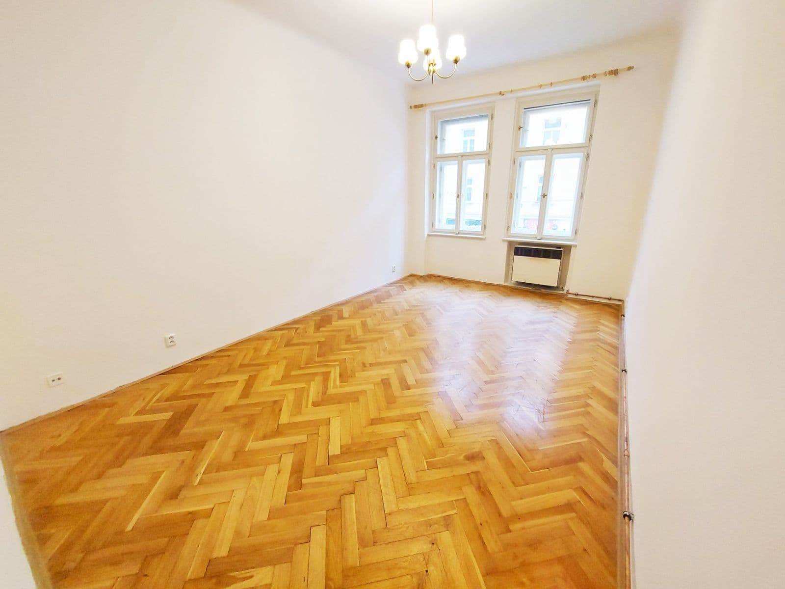 Pronájem bytu 1+1 35 m², Milady Horákové, Praha, Praha Pronájem bytu 1+1 35 m², Milady Horákové, Praha, Praha