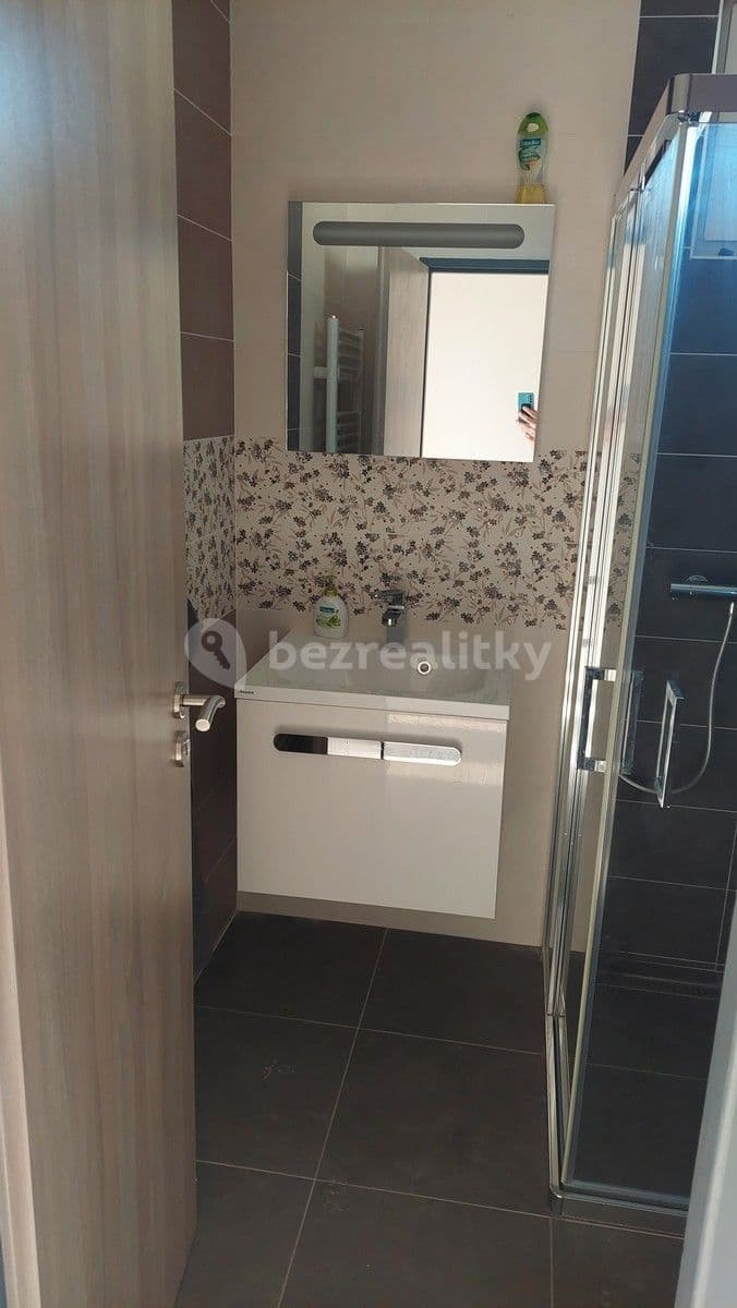 Pronájem domu 66 m², pozemek 620 m², Suchdol, Středočeský kraj Pronájem domu 66 m², pozemek 620 m², Suchdol, Středočeský kraj