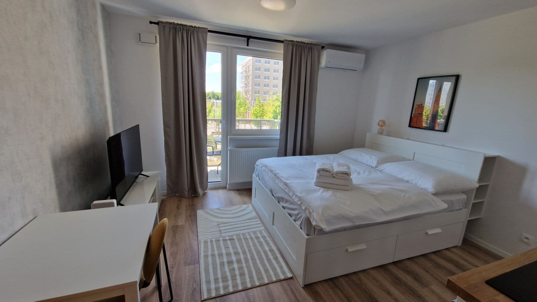 Pronájem bytu 1+1 24 m², Ivanská cesta, Ružinov, Bratislavský kraj Pronájem bytu 1+1 24 m², Ivanská cesta, Ružinov, Bratislavský kraj