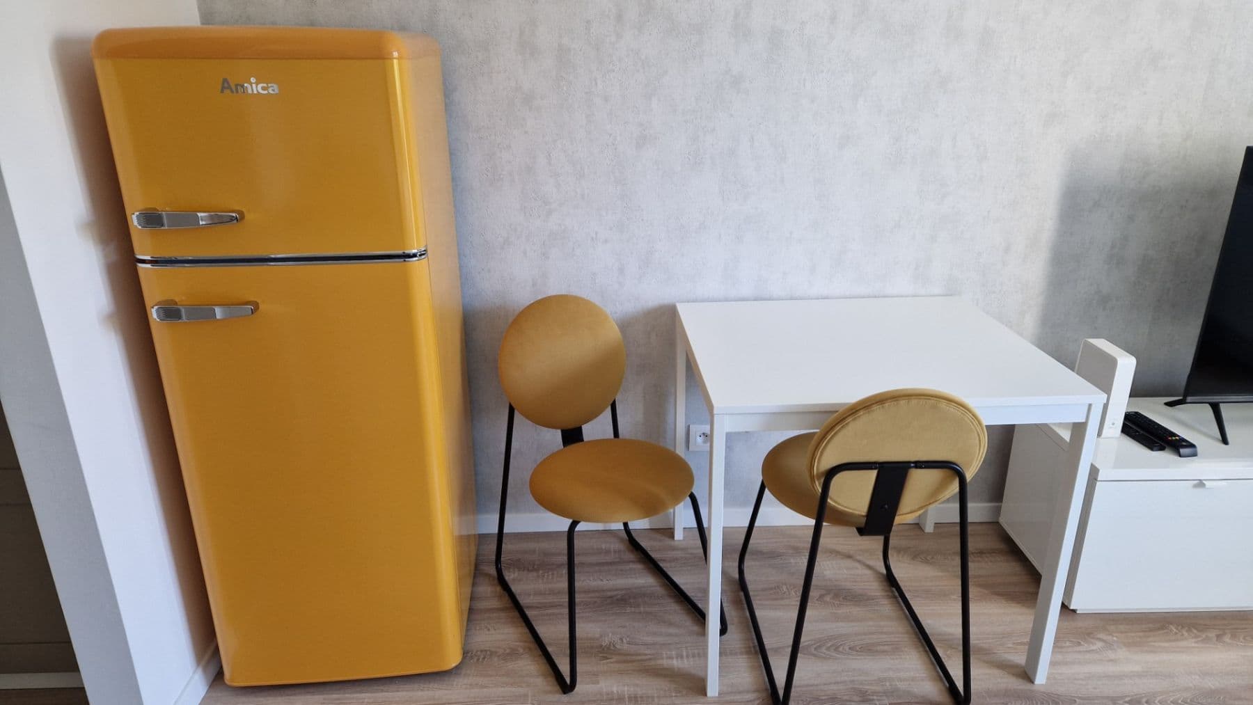 Pronájem bytu 1+1 24 m², Ivanská cesta, Ružinov, Bratislavský kraj Pronájem bytu 1+1 24 m², Ivanská cesta, Ružinov, Bratislavský kraj