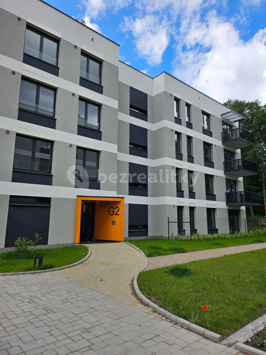 Pronájem bytu 1+kk 37 m², K Jezeru, Praha, Praha Pronájem bytu 1+kk 37 m², K Jezeru, Praha, Praha