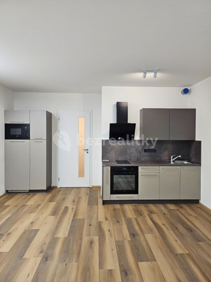 Pronájem bytu 1+kk 37 m², K Jezeru, Praha, Praha Pronájem bytu 1+kk 37 m², K Jezeru, Praha, Praha