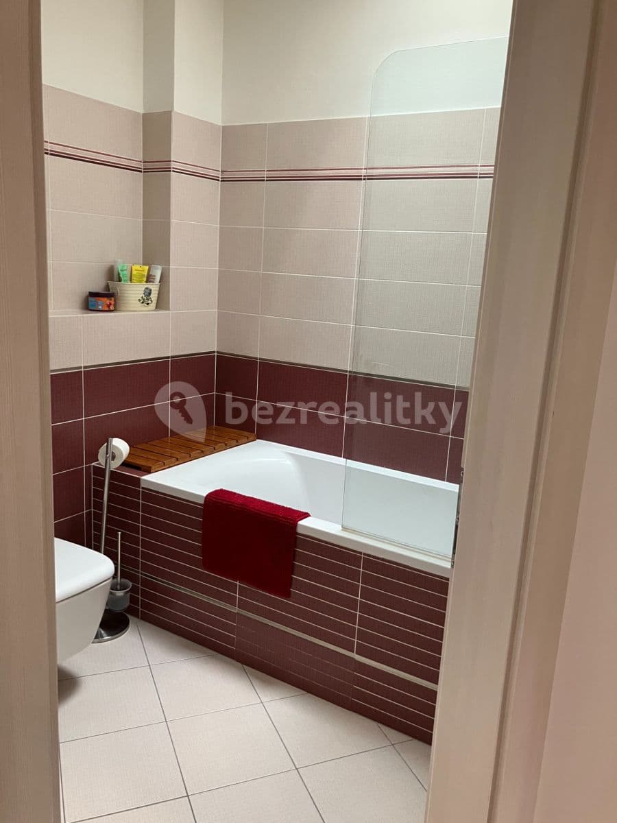 Pronájem domu 286 m², pozemek 447 m², Habrová, Horoměřice, Středočeský kraj Pronájem domu 286 m², pozemek 447 m², Habrová, Horoměřice, Středočeský kraj