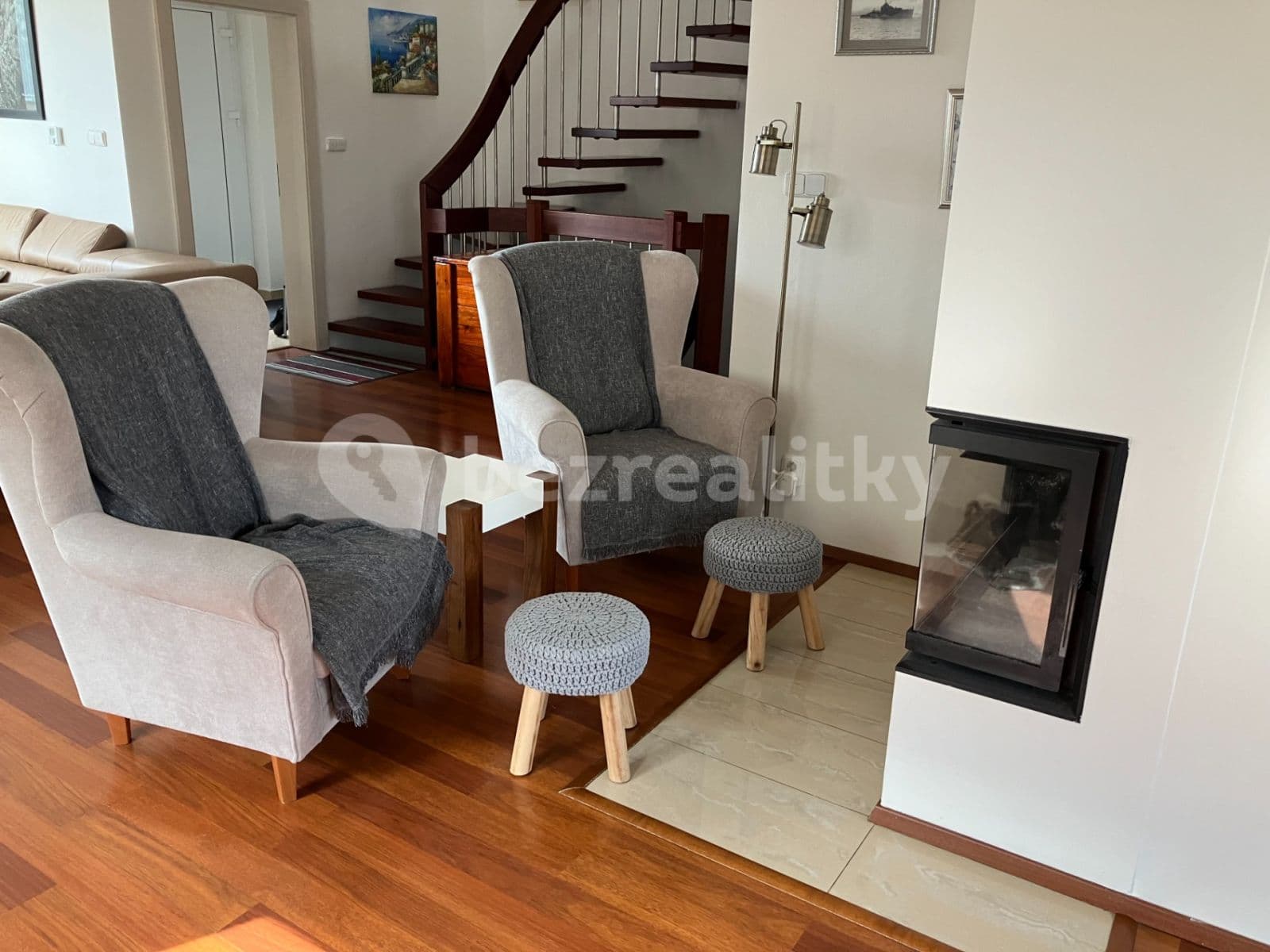 Pronájem domu 286 m², pozemek 447 m², Habrová, Horoměřice, Středočeský kraj Pronájem domu 286 m², pozemek 447 m², Habrová, Horoměřice, Středočeský kraj