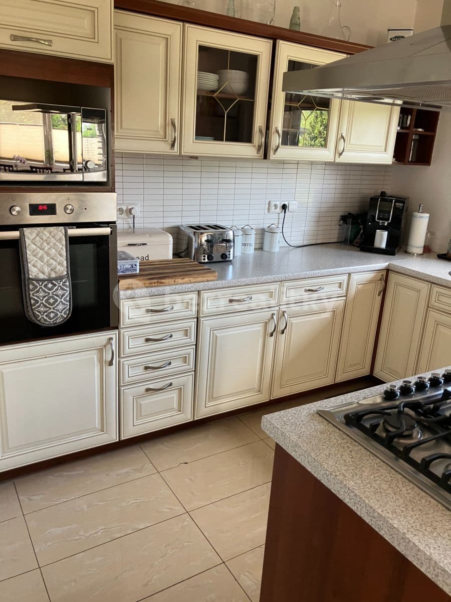 Pronájem domu 286 m², pozemek 447 m², Habrová, Horoměřice, Středočeský kraj Pronájem domu 286 m², pozemek 447 m², Habrová, Horoměřice, Středočeský kraj