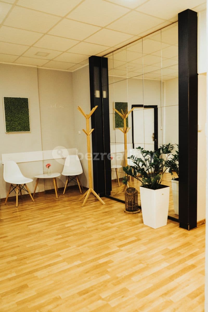 Pronájem kanceláře 25 m², Husova, Brno, Jihomoravský kraj Pronájem kanceláře 25 m², Husova, Brno, Jihomoravský kraj