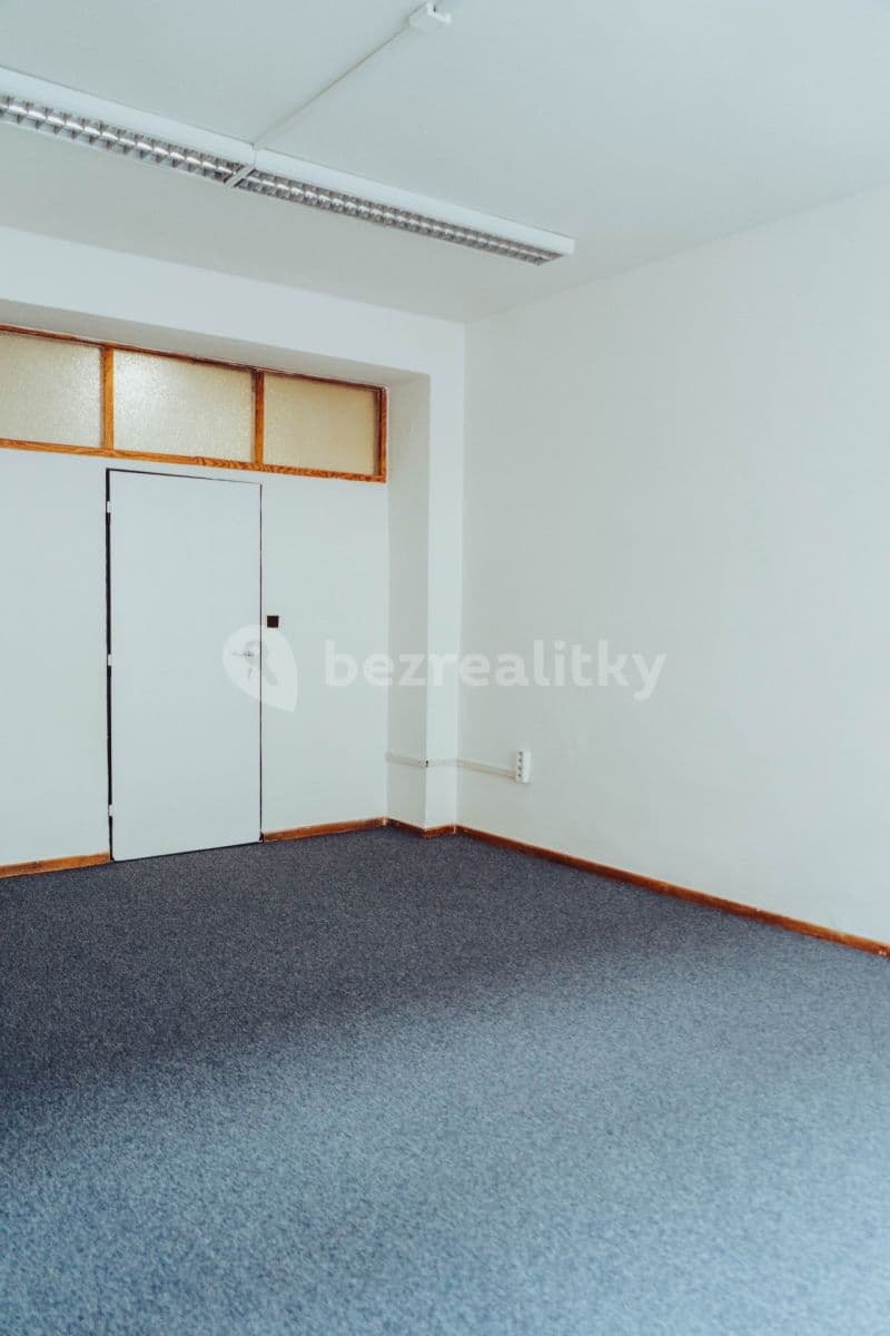 Pronájem kanceláře 25 m², Husova, Brno, Jihomoravský kraj Pronájem kanceláře 25 m², Husova, Brno, Jihomoravský kraj