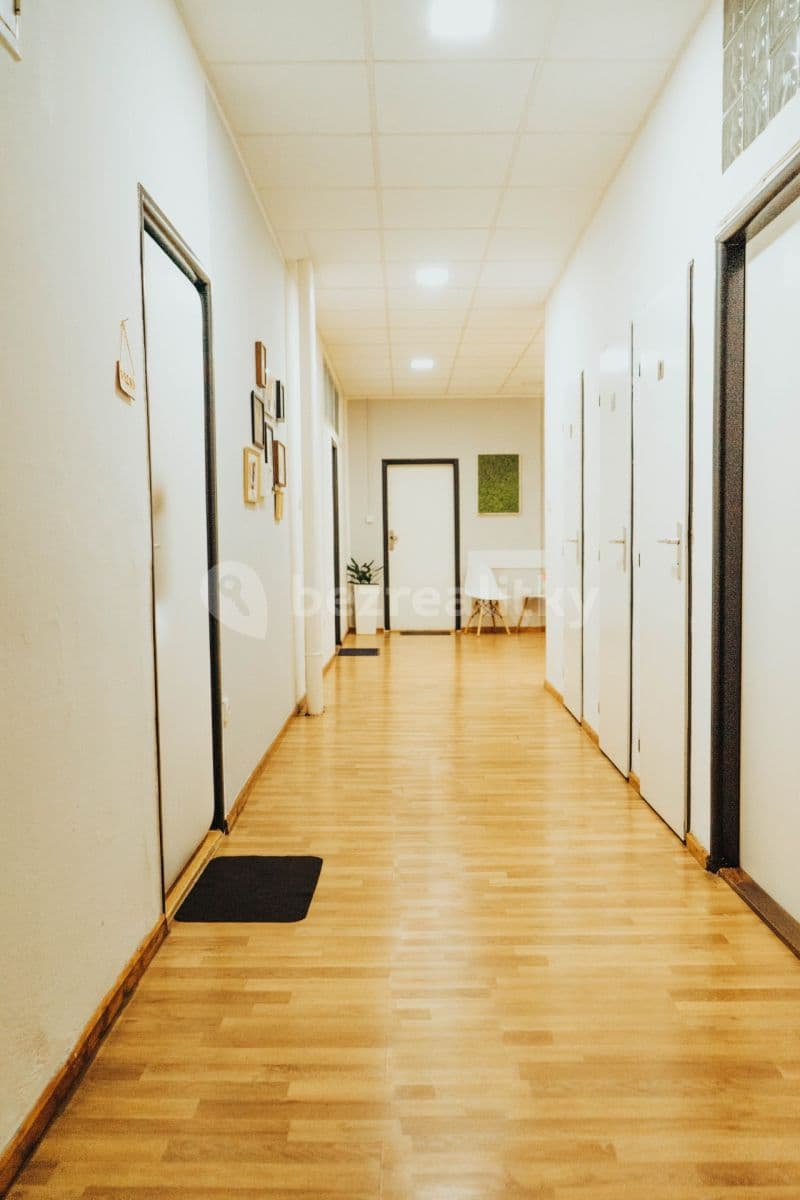 Pronájem kanceláře 25 m², Husova, Brno, Jihomoravský kraj Pronájem kanceláře 25 m², Husova, Brno, Jihomoravský kraj