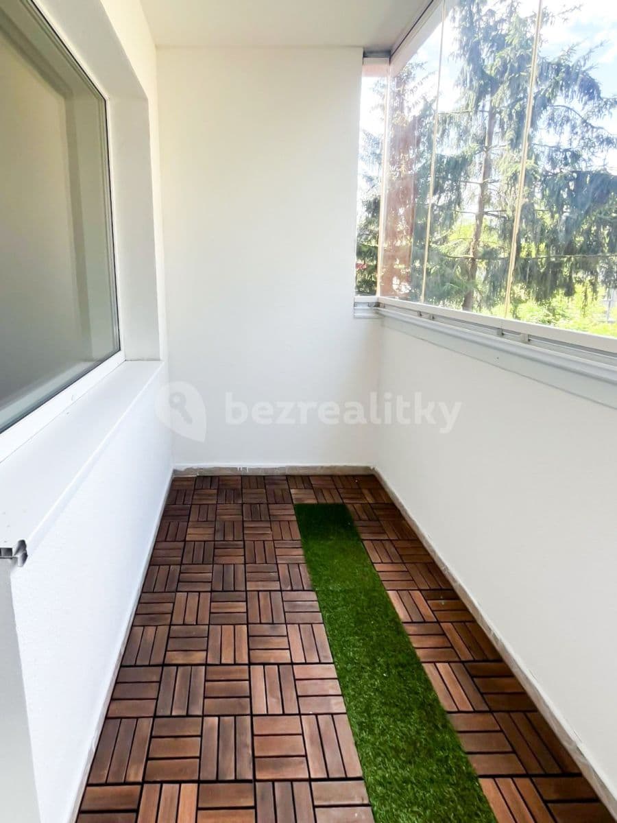 Pronájem bytu 1+1 44 m², Konečná, Karlovy Vary, Karlovarský kraj Pronájem bytu 1+1 44 m², Konečná, Karlovy Vary, Karlovarský kraj